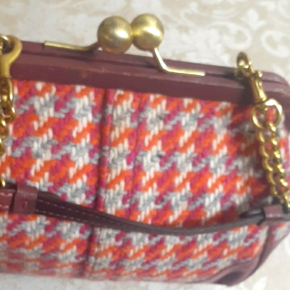 COACH Y2K VINTAGE HOUNDSTOOTH TWEED SUEDE KISS LOCK BAG - Picture 13 of 13